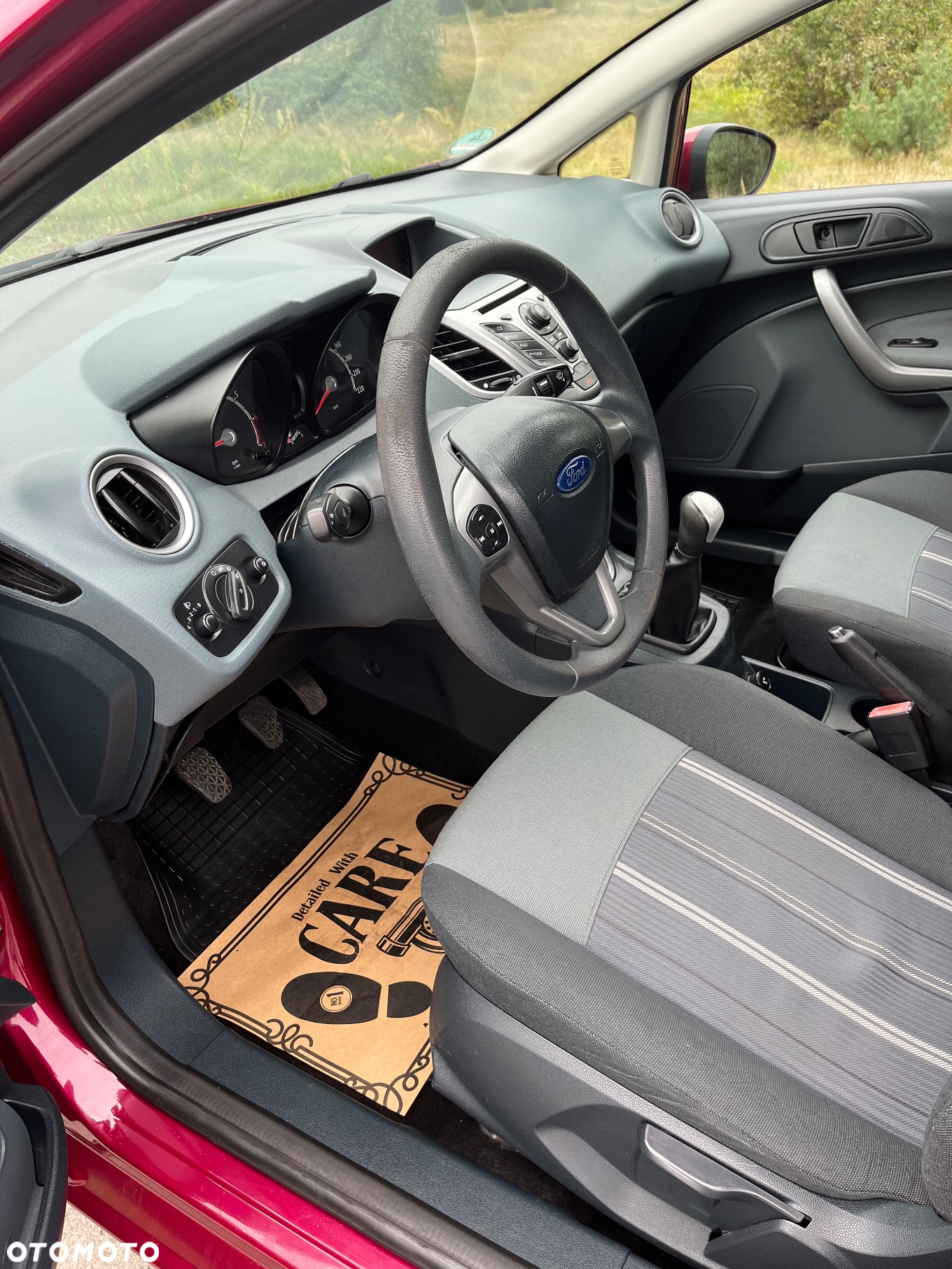 Ford Fiesta 1.25 Ambiente - 24