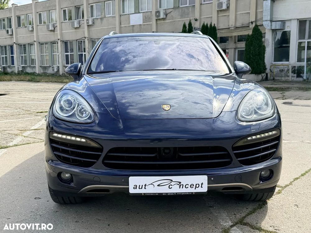 Porsche Cayenne 3.0 L V6 - 1