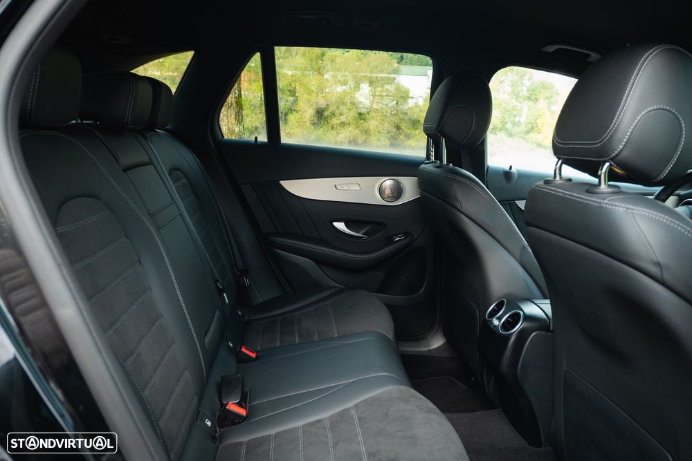 Mercedes-Benz GLC 300 de 4Matic 9G-TRONIC AMG Line Plus - 23