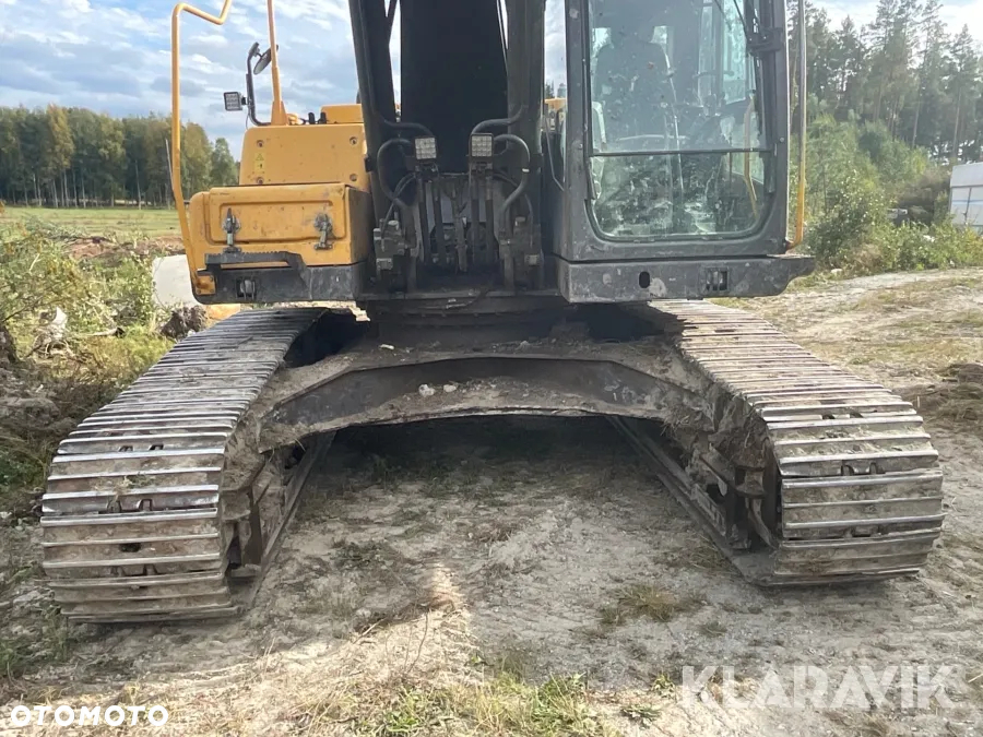 Volvo EC250DL - 8