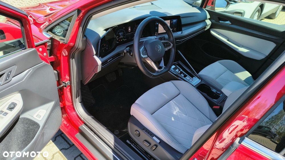 Volkswagen Golf Variant - 11