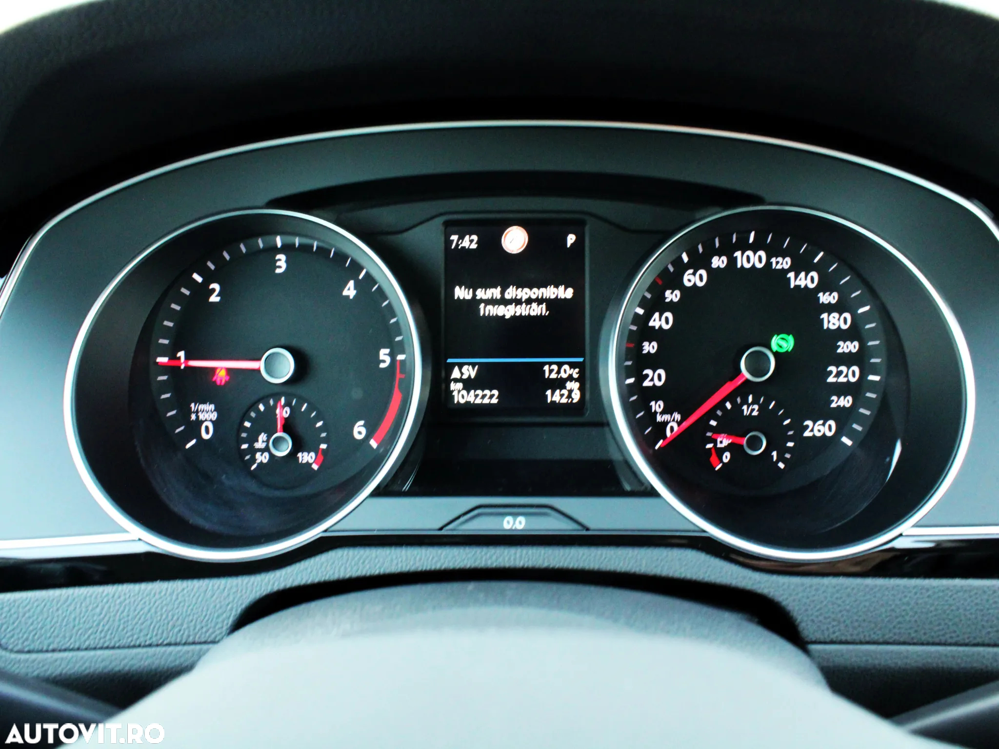 Volkswagen Passat - 17