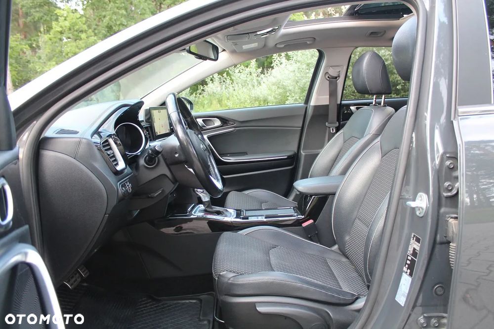Kia Ceed 1.4 T-GDI L Business Line DCT - 7