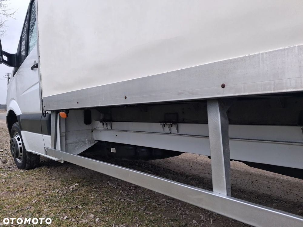 Mercedes-Benz Sprinter - 12
