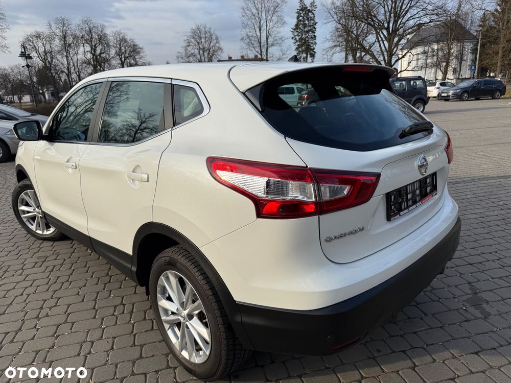 Nissan Qashqai 1.2 DIG-T N-Vision - 18