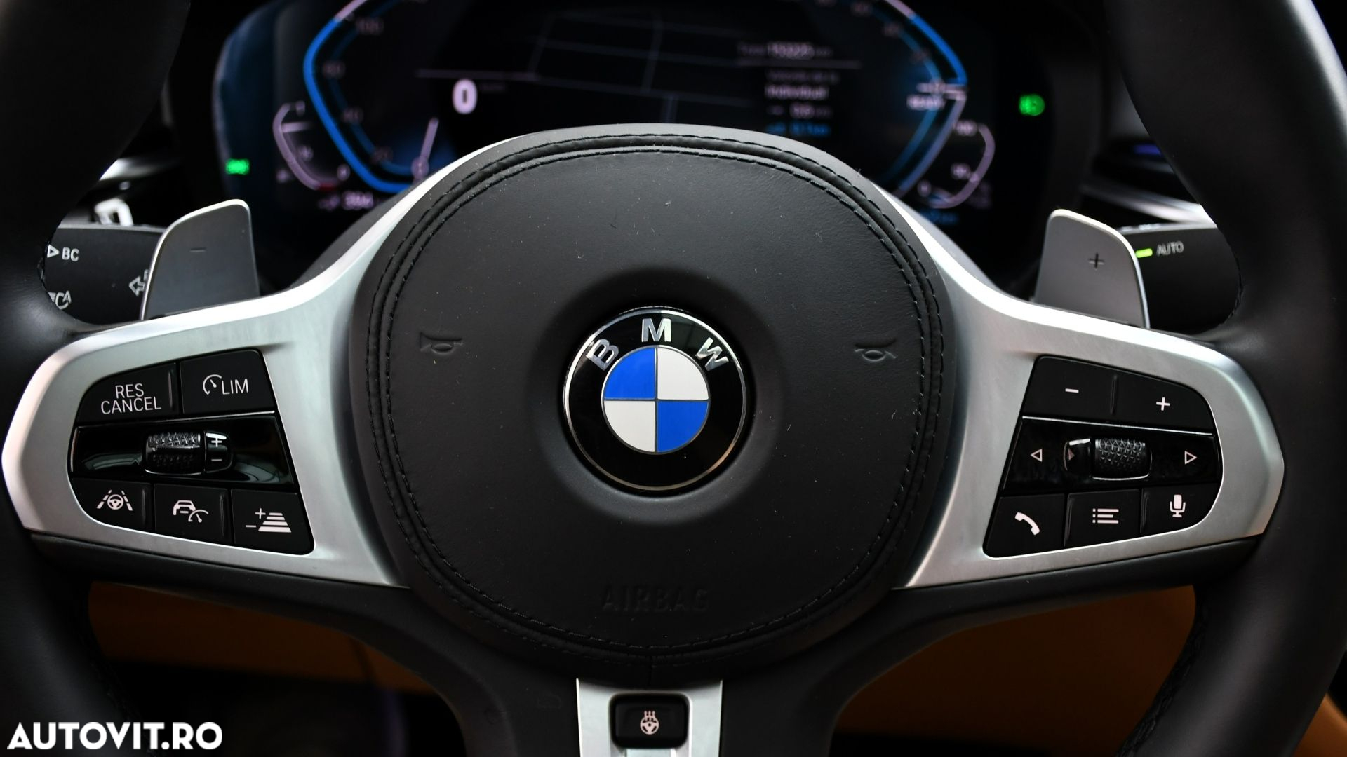 BMW Seria 5 530e xDrive Aut. Luxury Line - 24