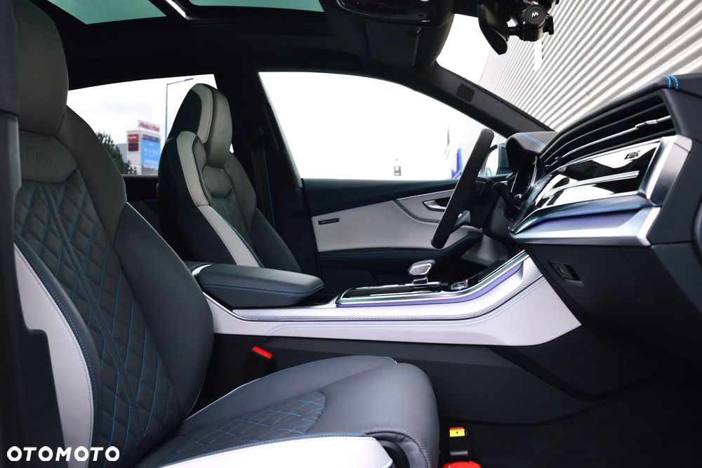 Audi SQ8 2025