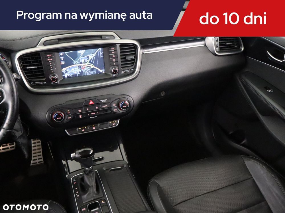 Kia Sorento - 10