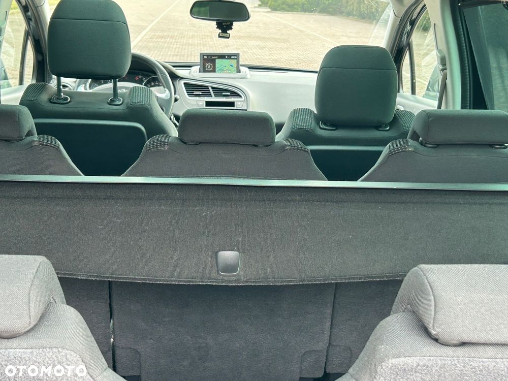 Peugeot 5008 155 THP Style - 36