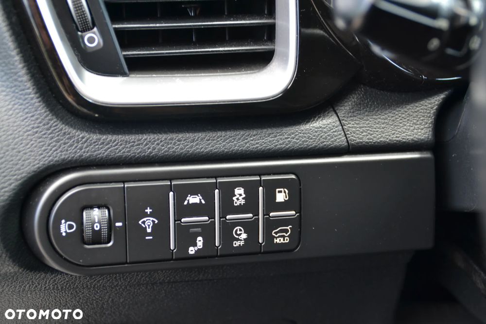 Kia Ceed 1.6 GDI DCT OPF Platinum - 18