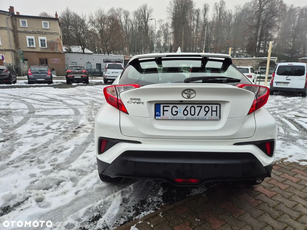 Toyota C-HR 1.2 T Premium - 11