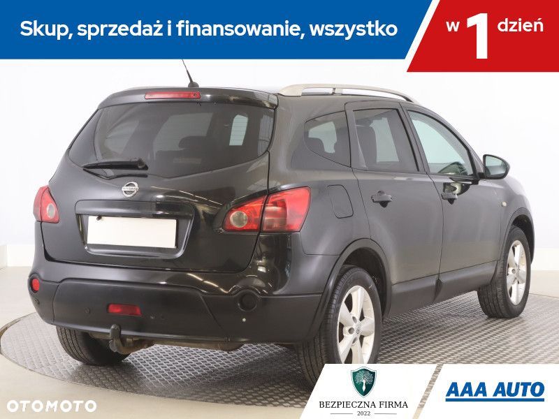 Nissan Qashqai+2 - 7