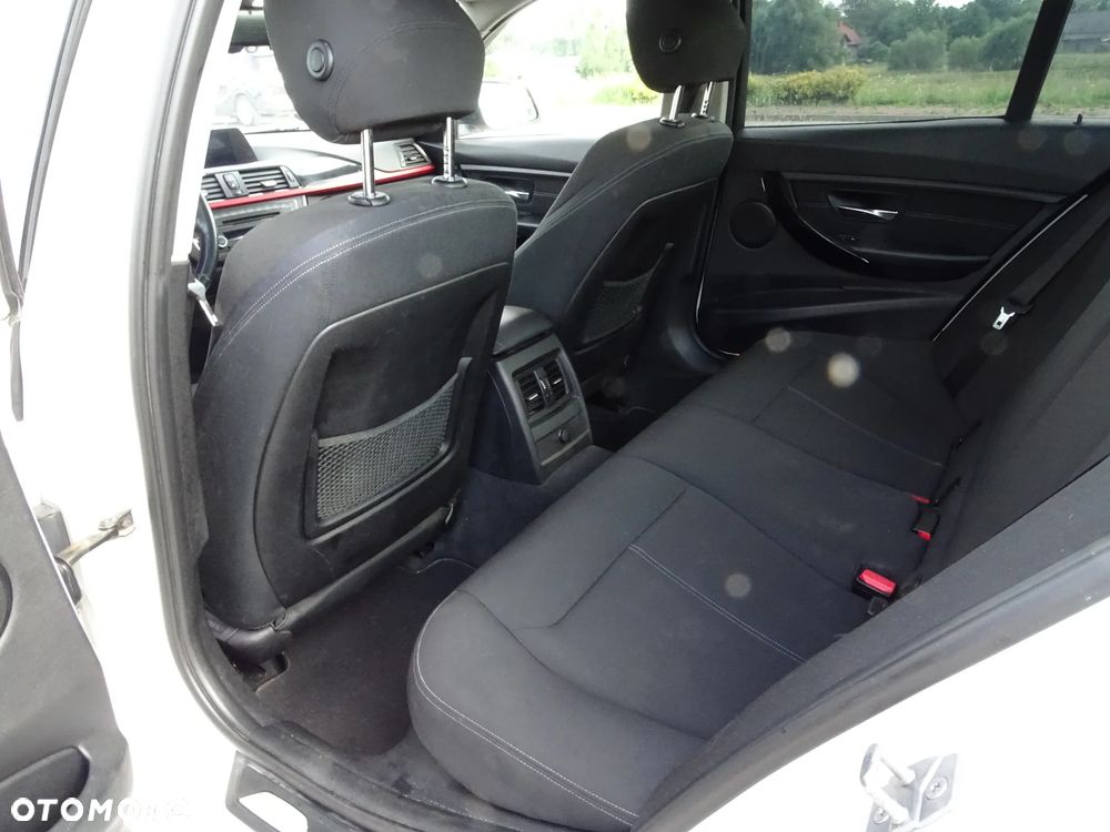 BMW Seria 3 - 8