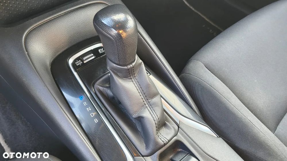 Toyota Corolla 1.8 Hybrid Comfort - 8