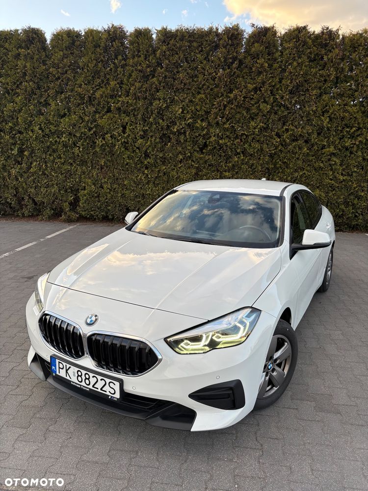 BMW Seria 2 218i - 11