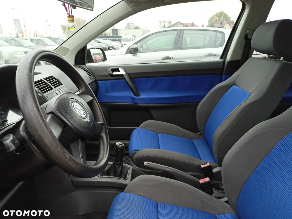 Volkswagen Polo - 8