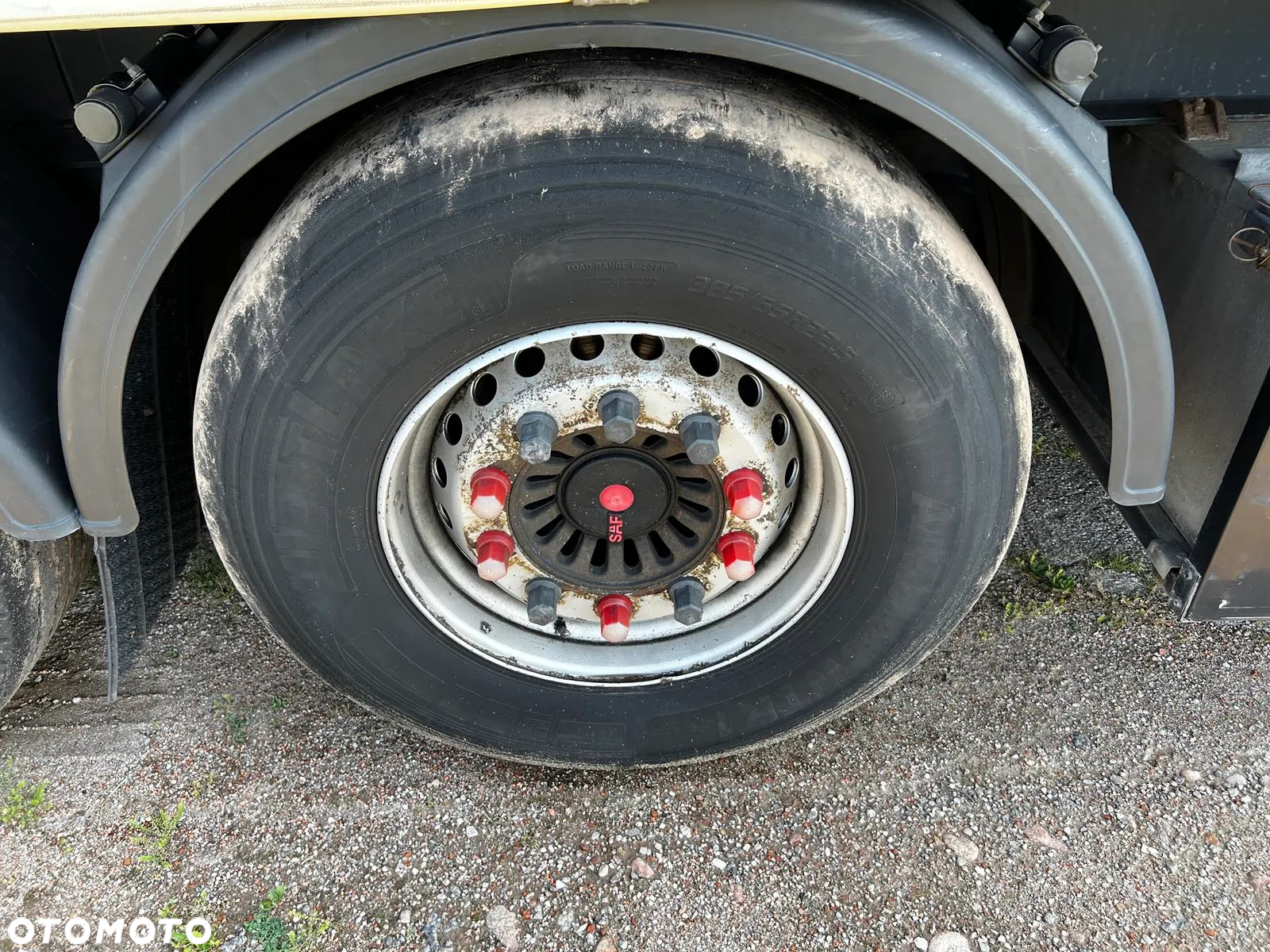 Kögel SN 24 Kurtyna - 25