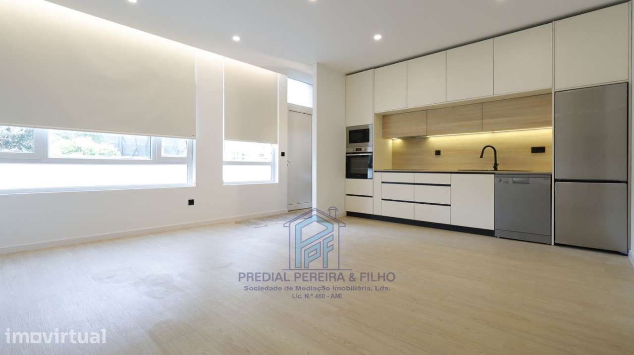Andar Moradia Duplex T3 Totalmente Remodelado - Fânzeres / Portelinha - Grande imagem: 4/29