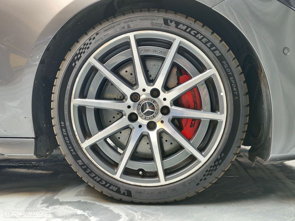 Mercedes-Benz CLA 45 AMG 4Matic+ Speedshift 8G-DCT - 28