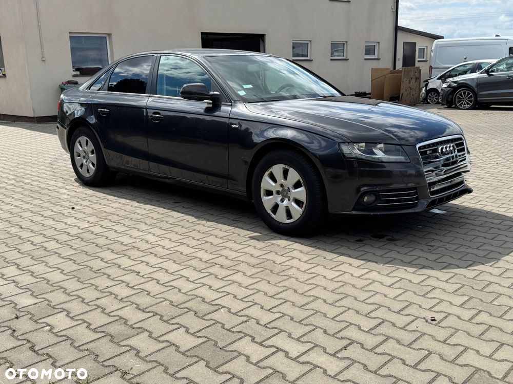 Audi A4 Limousine 2.0 TDI DPF S line Sportpaket - 11