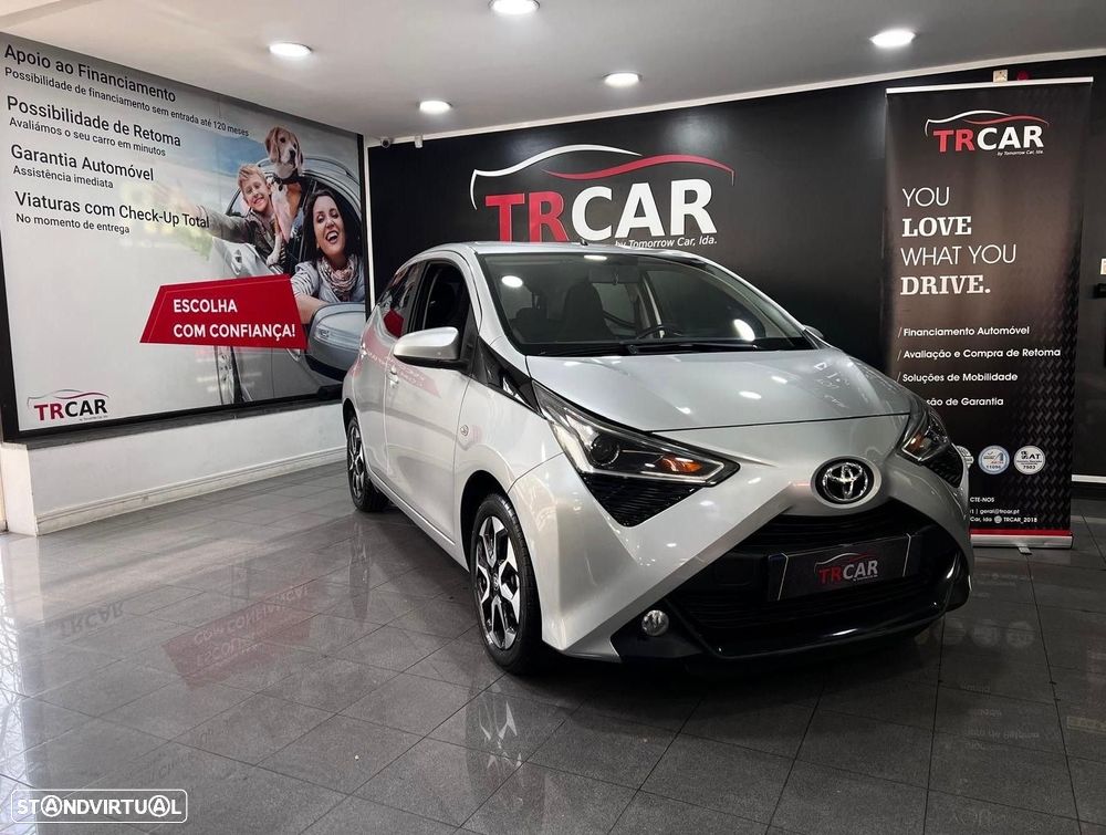 Toyota Aygo 1.0 X-Play+AC+X-Touch - 2