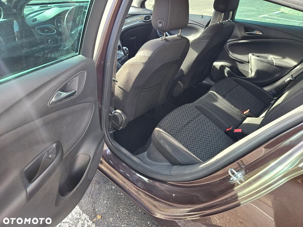 Opel Astra 1.4 Turbo Start/Stop Innovation - 12