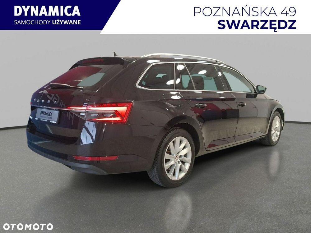 Skoda Superb 2.0 TDI SCR Ambition DSG - 8