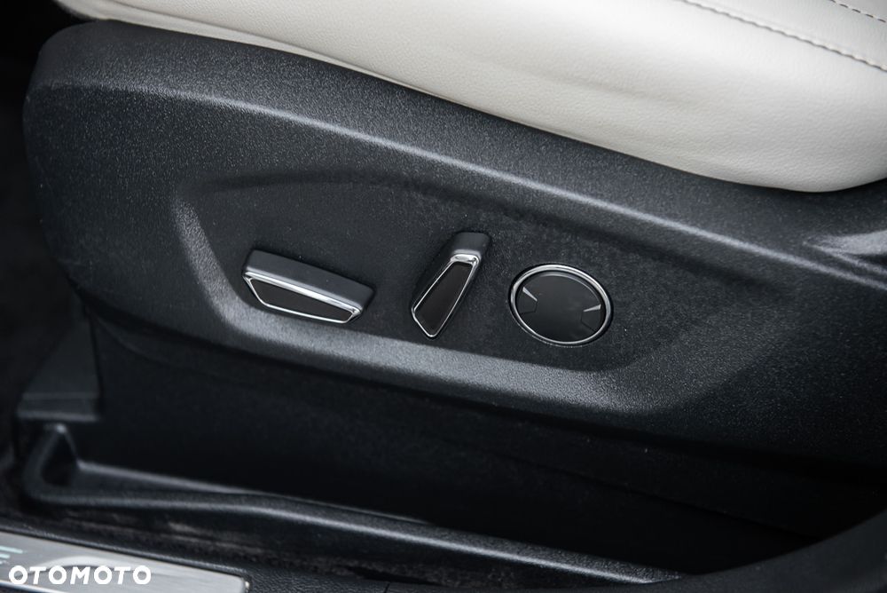 Ford Edge - 21