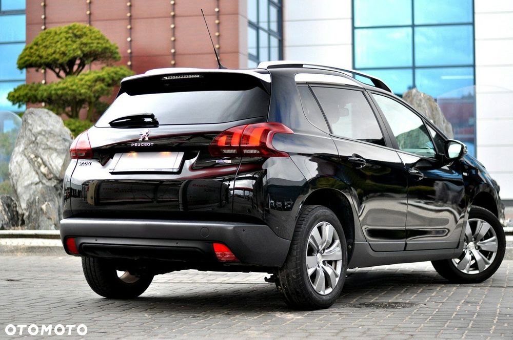 Peugeot 2008 1.2 Pure Tech GPF Style - 34