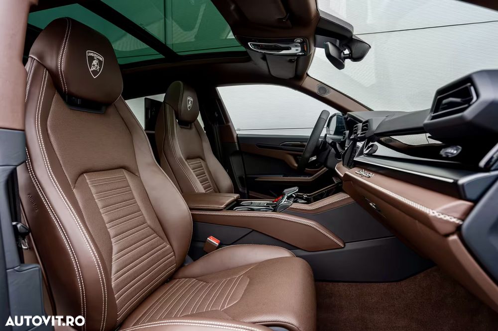 Lamborghini URUS - 9