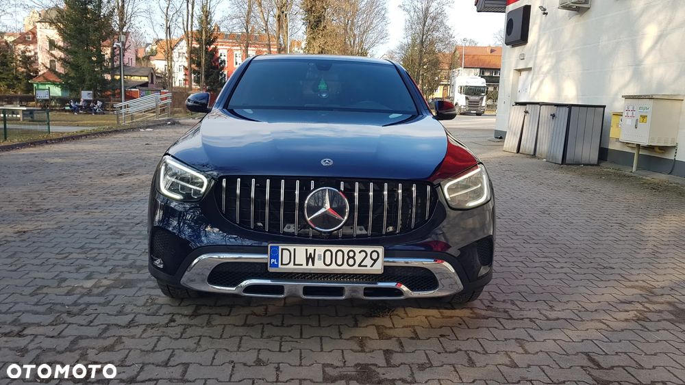 Mercedes-Benz GLC 200 d 4Matic 9G-TRONIC - 4