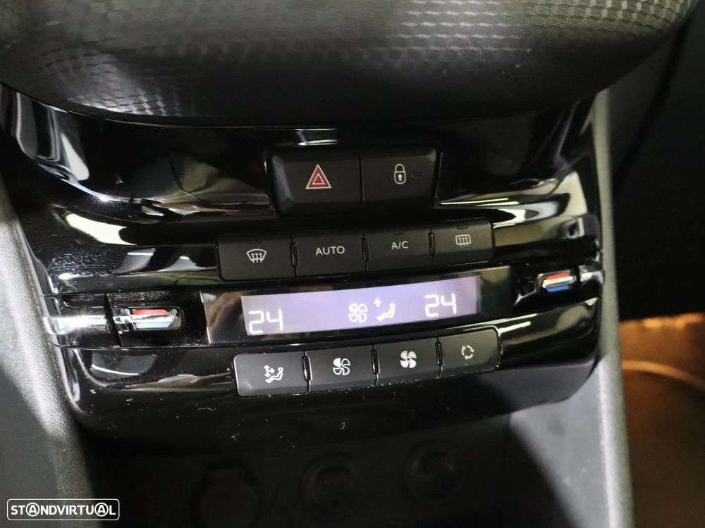 Peugeot 2008 e-HDi FAP 115 STOP & START Allure - 22