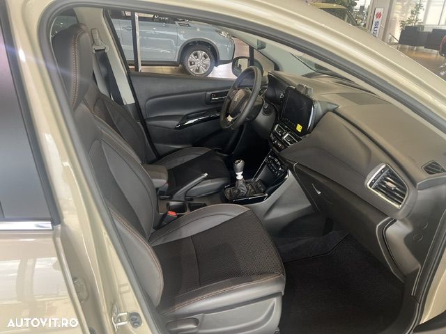 Suzuki S-Cross 1.4 Boosterjet 6MT MHEV Signature - 6