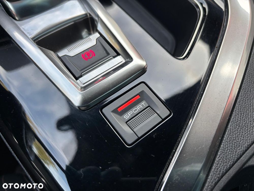 Peugeot 5008 - 40