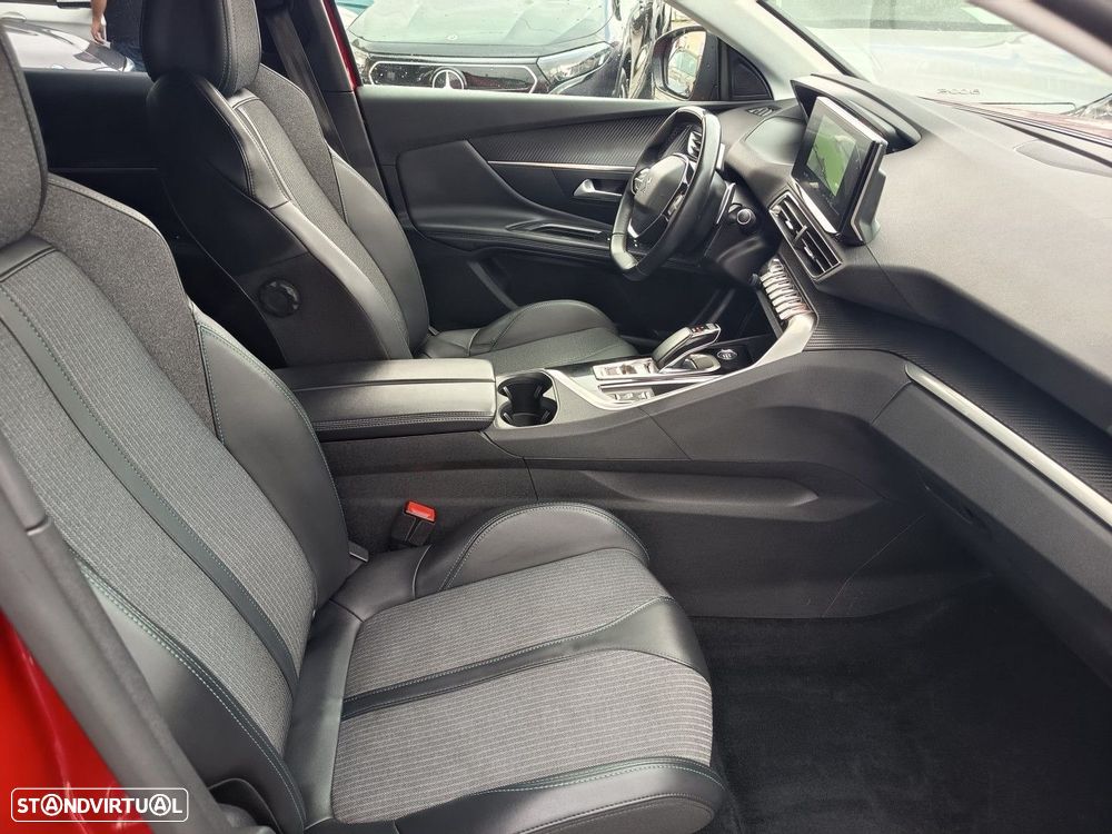 Peugeot 3008 1.6 Hybrid Allure e-EAT8 - 17