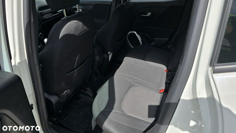 Jeep Renegade - 10