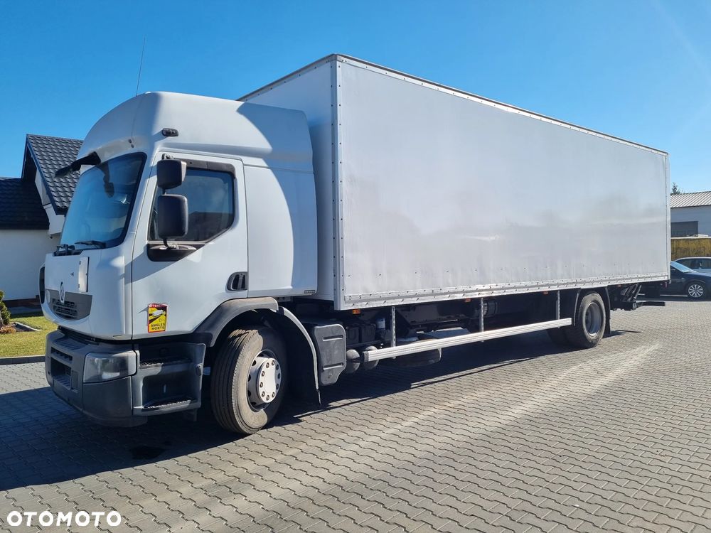 Renault Premium 270