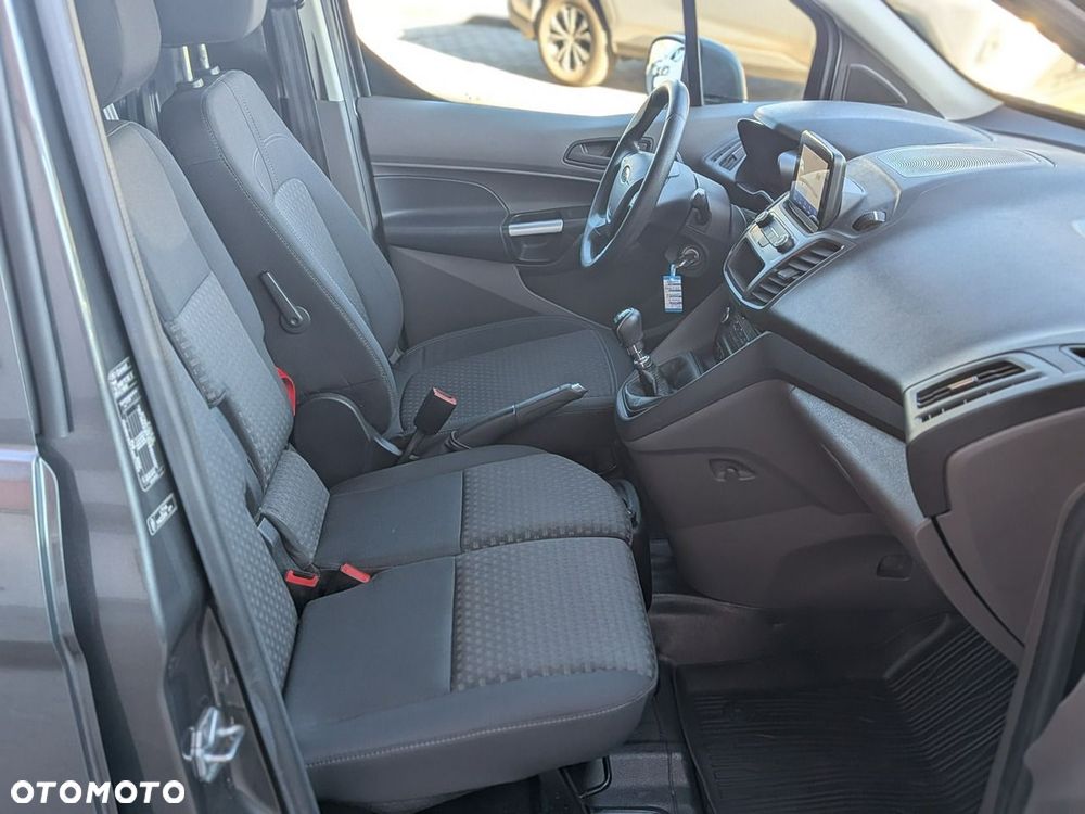 Ford Transit Connect - 15