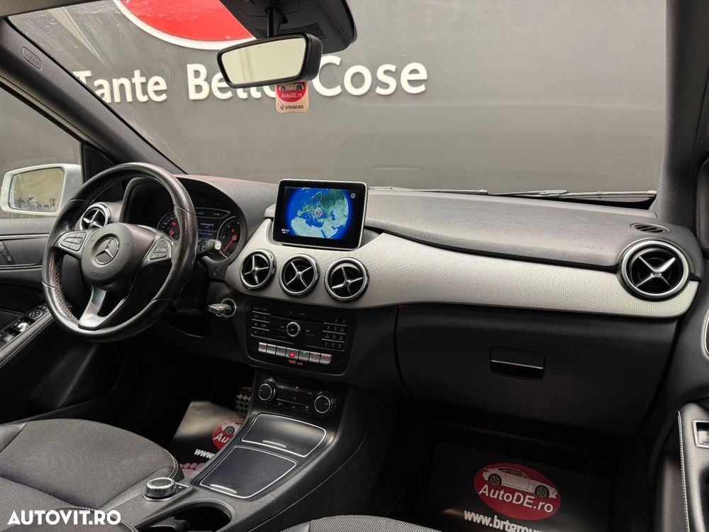 Mercedes-Benz B 180 - 7