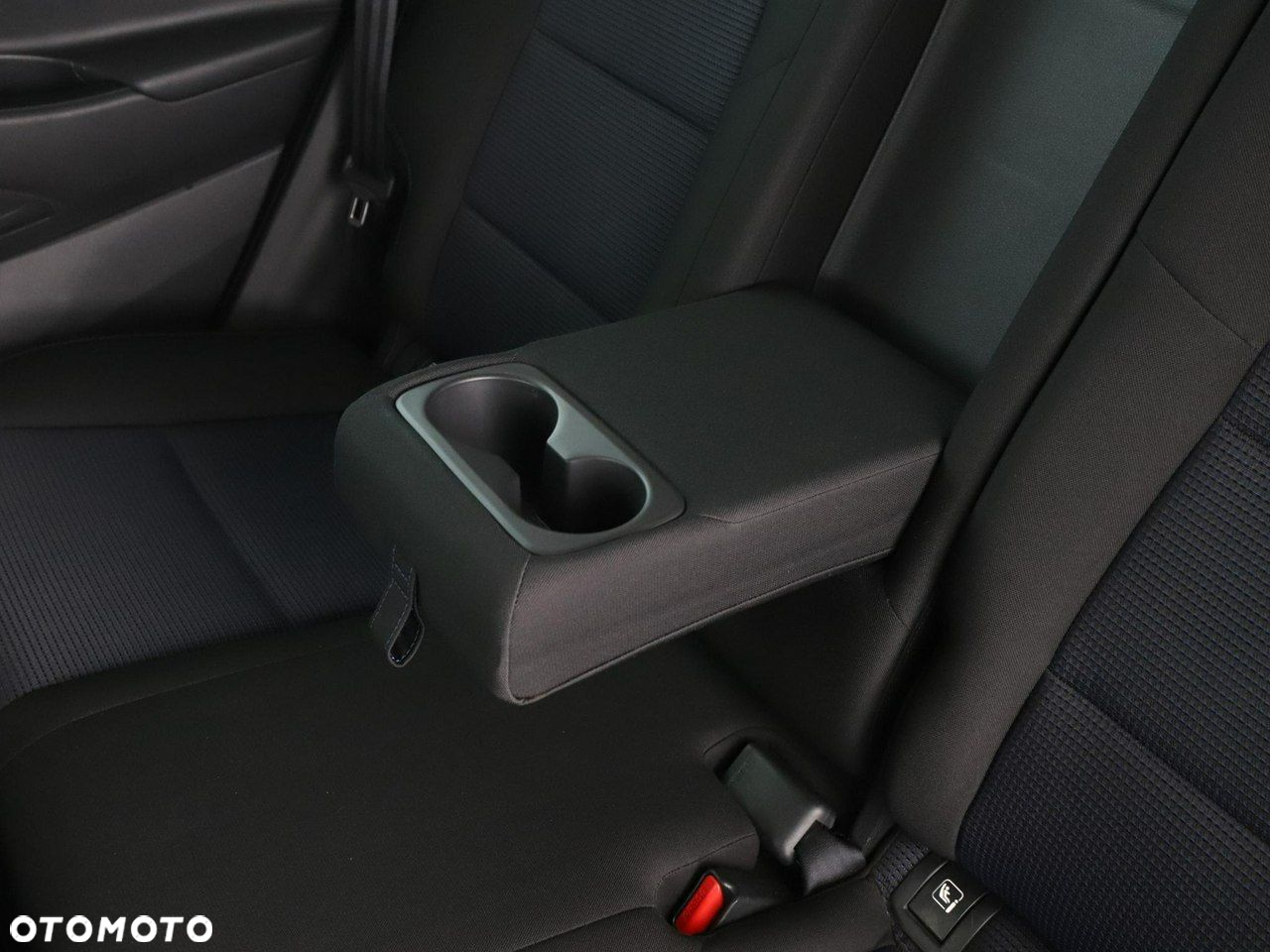 Hyundai Tucson 1.7 CRDI BlueDrive Style 2WD - 38