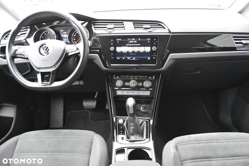 Volkswagen Touran 1.5 TSI EVO Highline DSG - 11