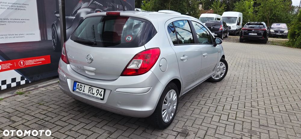 Opel Corsa 1.2 16V Enjoy - 11