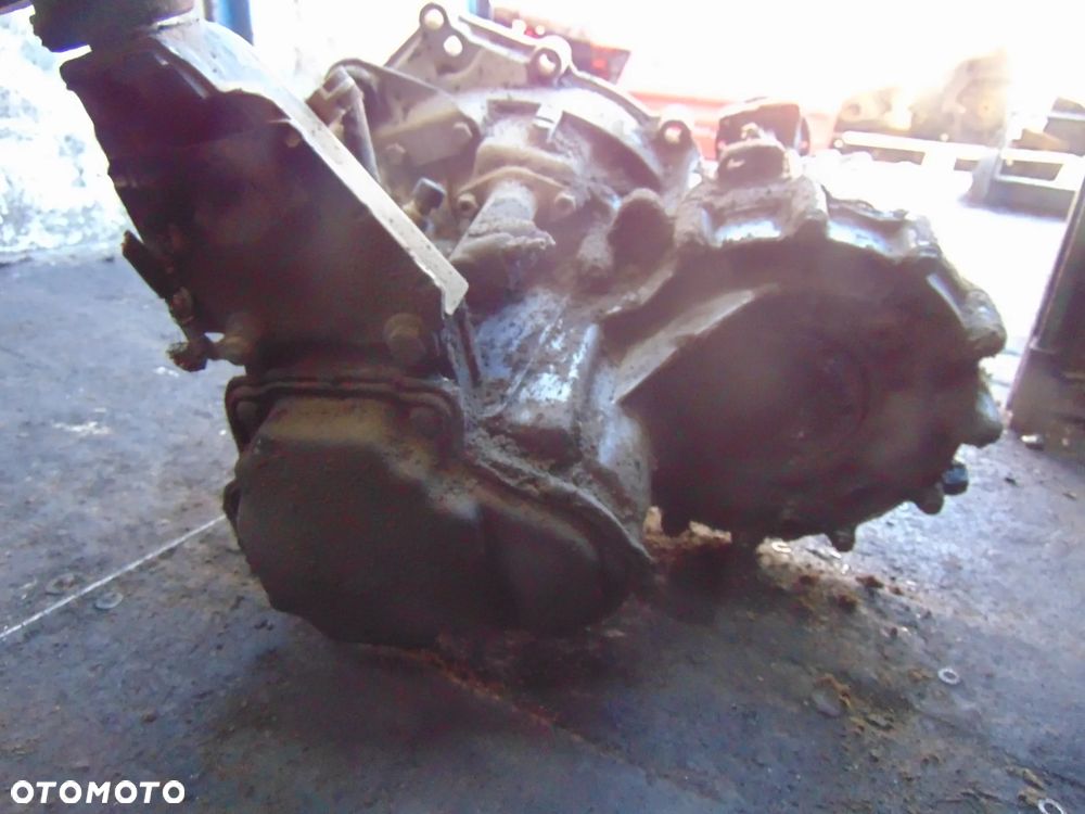 Skrzynia biegów VW t4 1,9D/TD do poprawki ucho - 5