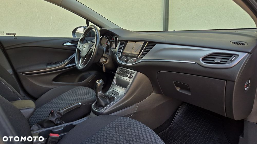 Opel Astra 1.4 T Sport EU6 - 19