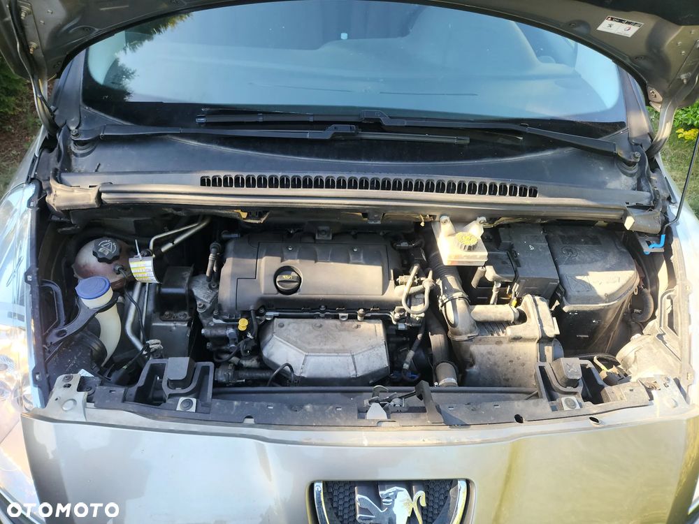 Peugeot 5008 120 VTi Access - 10