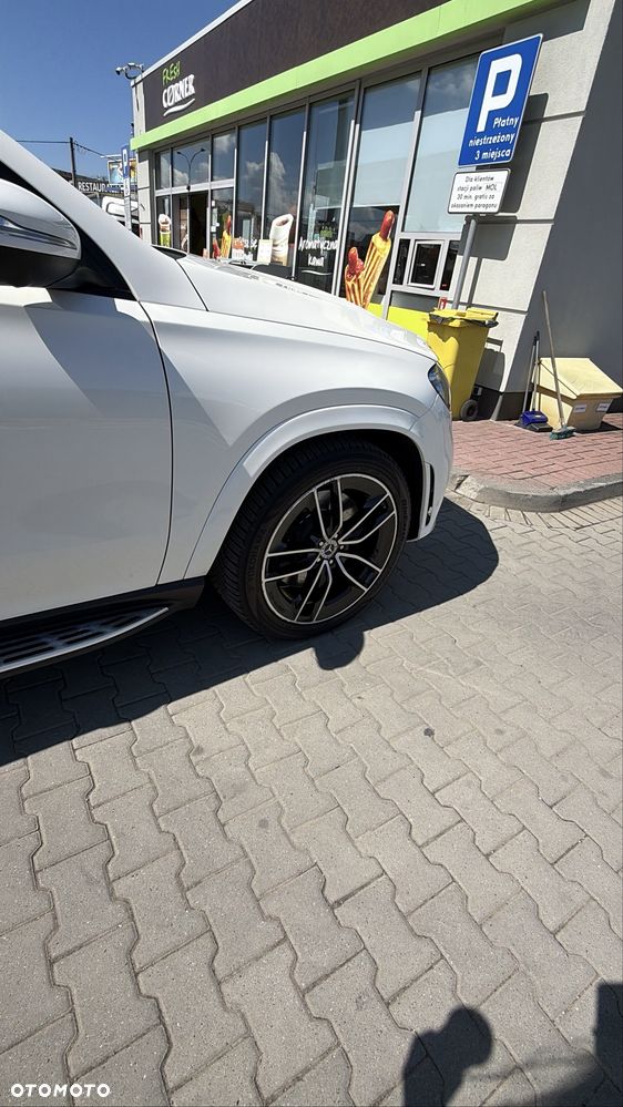 Mercedes-Benz GLE - 4