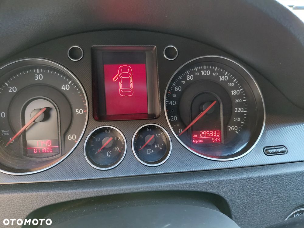 Volkswagen Passat 2.0 TDI Comfortline DSG - 8