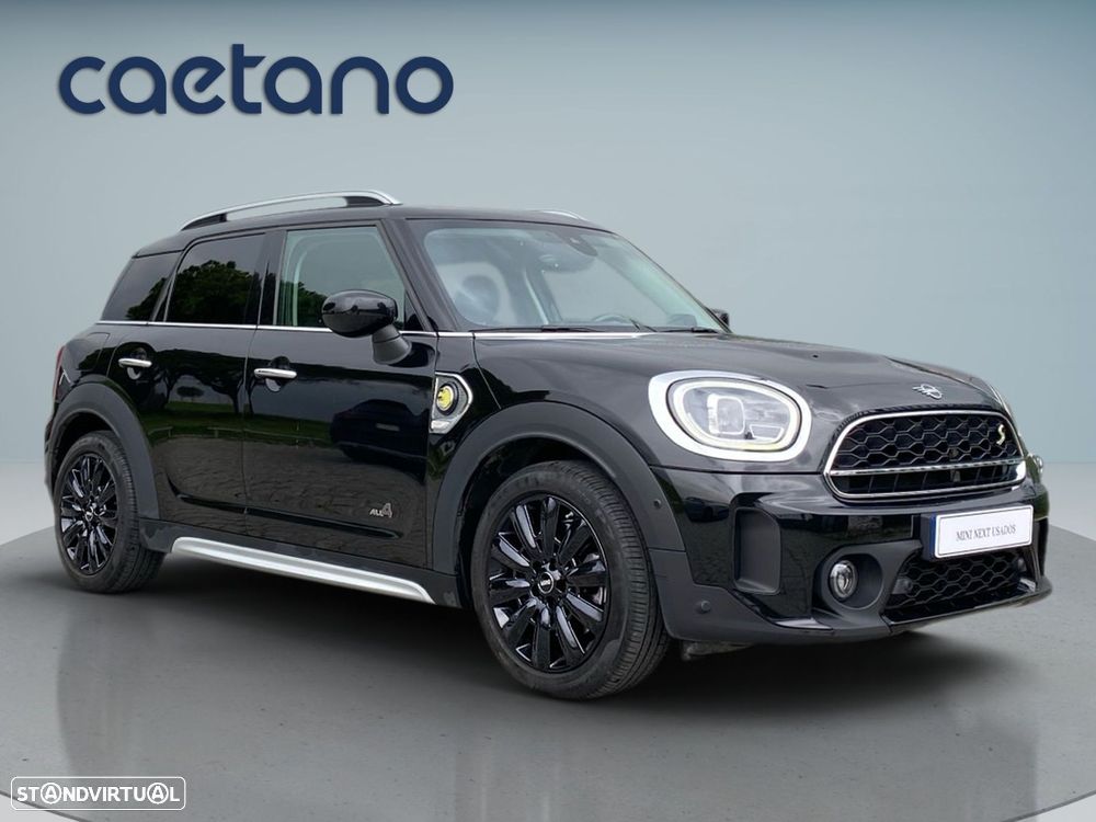MINI Countryman Cooper SE Premium Classic Auto - 25