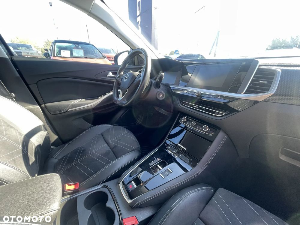Opel Grandland X - 11