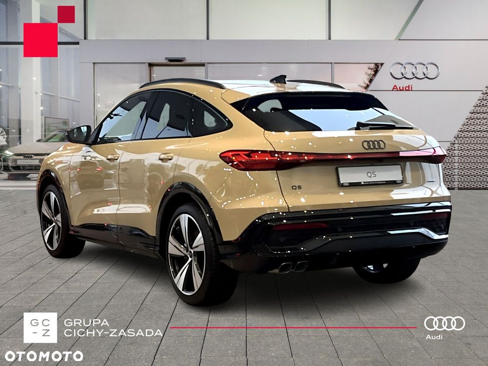 Audi Q5 Sportback - 3